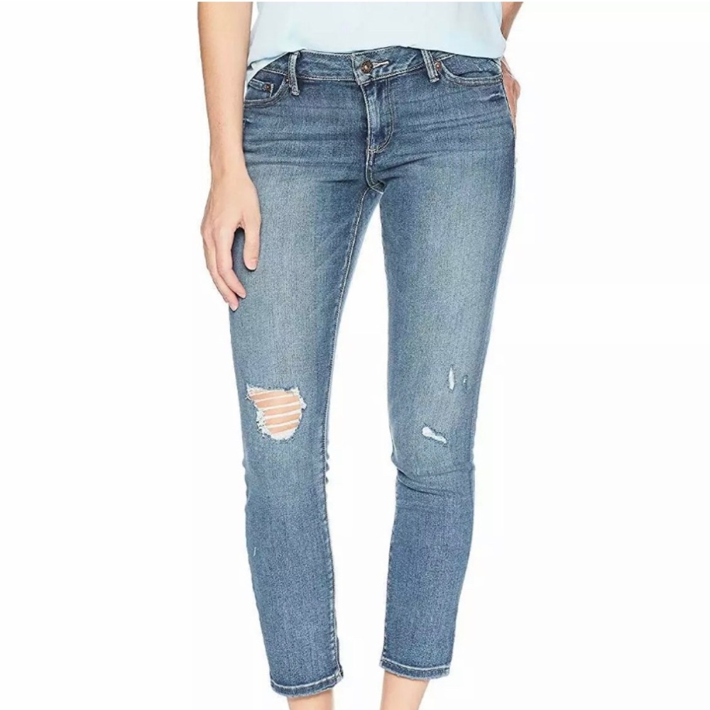 NWT Lucky Brand Lolita Light Blue Skinny Jeans